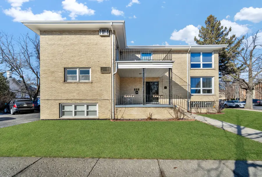 484 Shenstone Road, Riverside, IL 60546 - #2