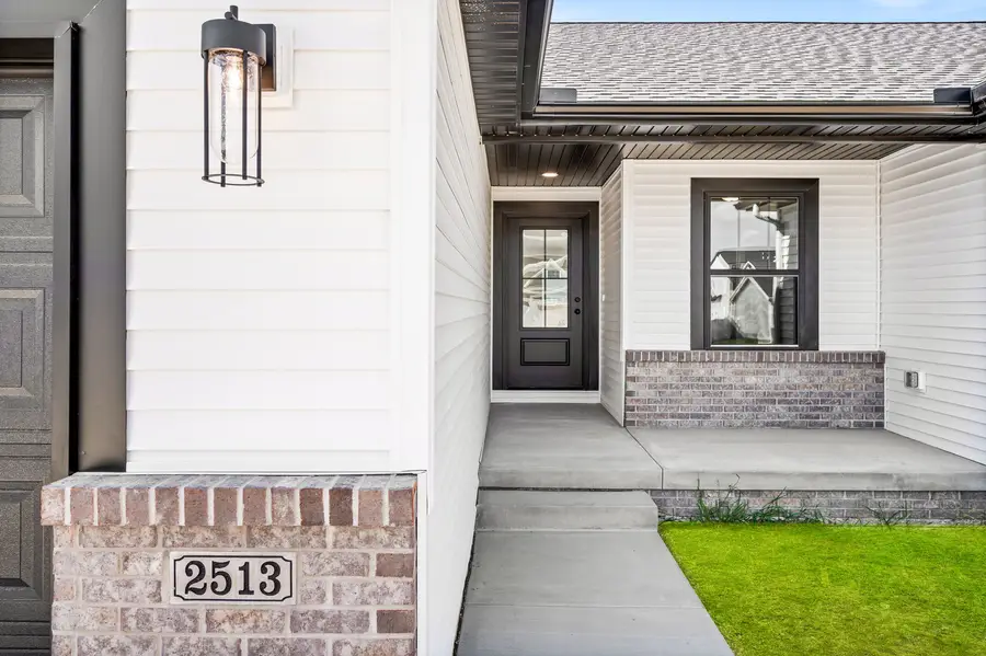 2513 Pampas Lane, Bloomington, IL 61705 - #3