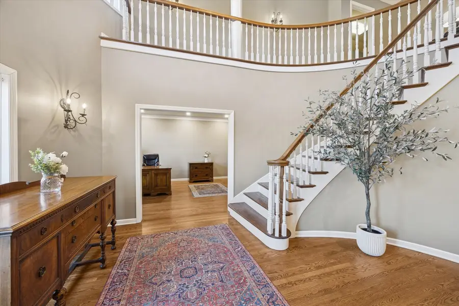 8S230 Hampton Circle, Naperville, IL 60540 - #2