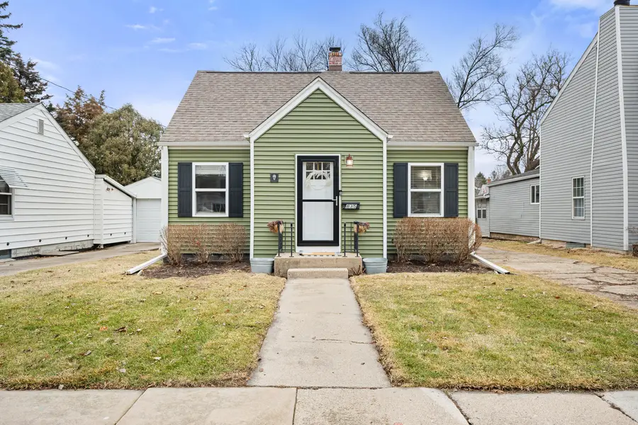 835 Albert Avenue, Sycamore, IL 60178 - #2