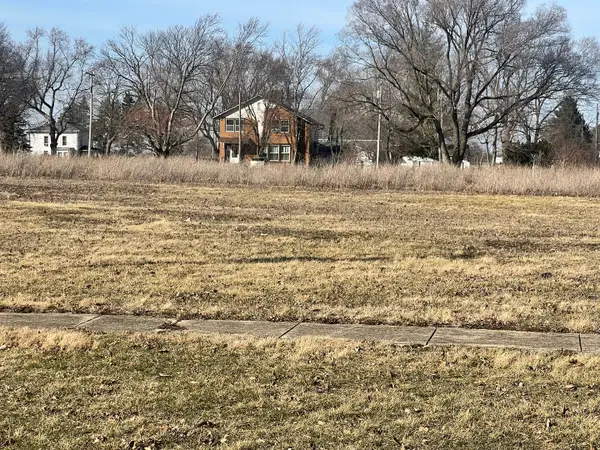 329 E 5th Avenue, Rankin, IL 60960