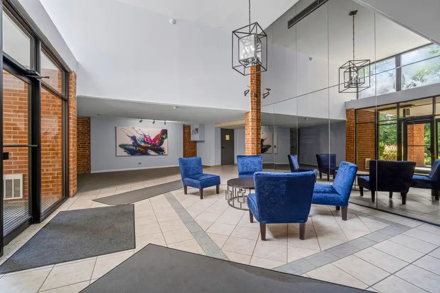 1615 E Central Road #417C, Arlington Heights, IL 60005 - #3