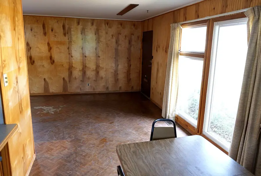 19 Helm Road, Carpentersville, IL 60110 - #3