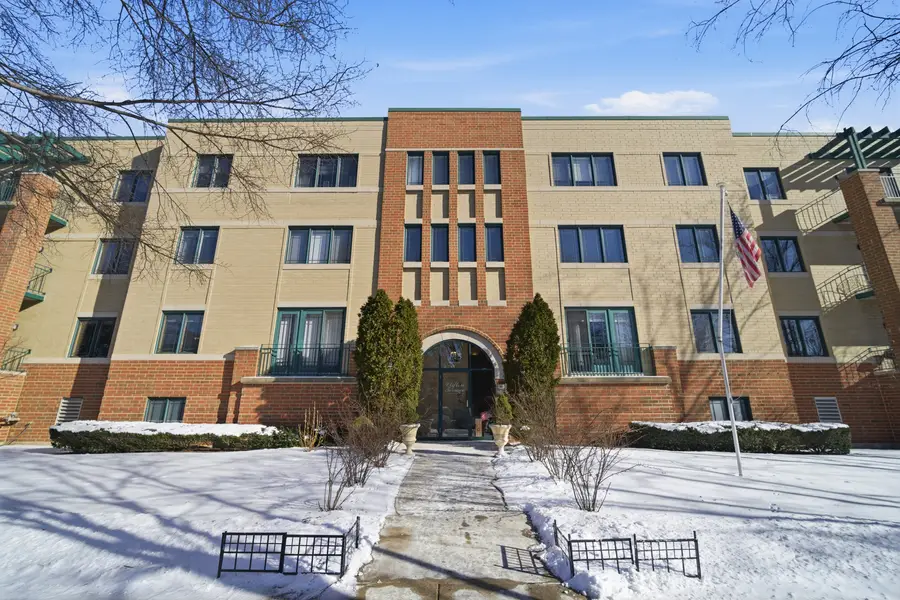 115 N Clifton Avenue #103, Park Ridge, IL 60068 - #2