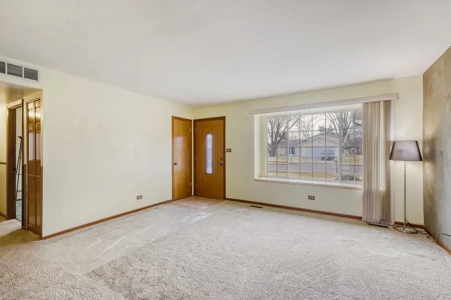 1154 Pegwood Drive, Elgin, IL 60120 - #3