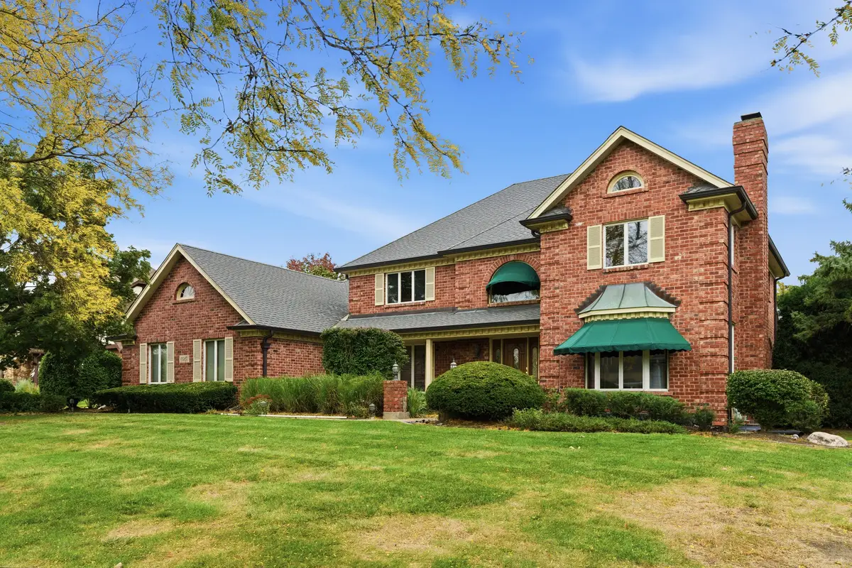 8261 Lake Ridge Drive, Burr Ridge, IL 60527 - #1