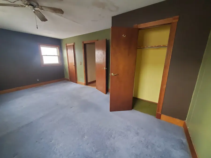 1737 W 54th Street, Davenport, IA 52804 - #3