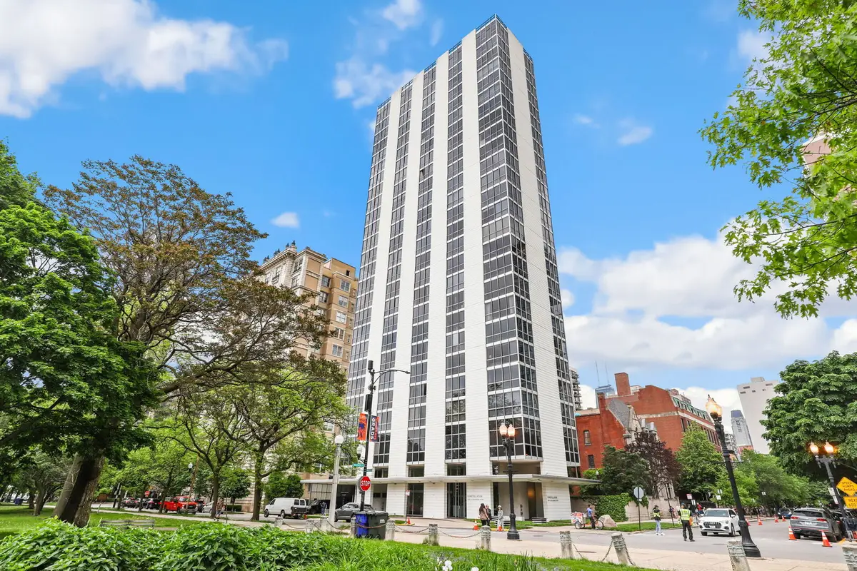 1555 N Dearborn Parkway #6E, Chicago, IL 60610 - #1
