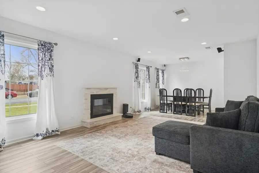 148 Wilshire Drive, Wheeling, IL 60090 - #3