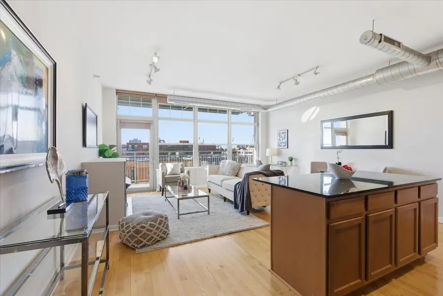 1200 W Monroe Street #716, Chicago, IL 60607 - #2