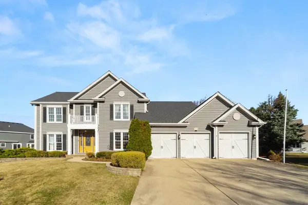 1007 Hollingswood Court, Naperville, IL 60564