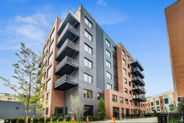 1648 W Division Street #208, Chicago, IL 60622