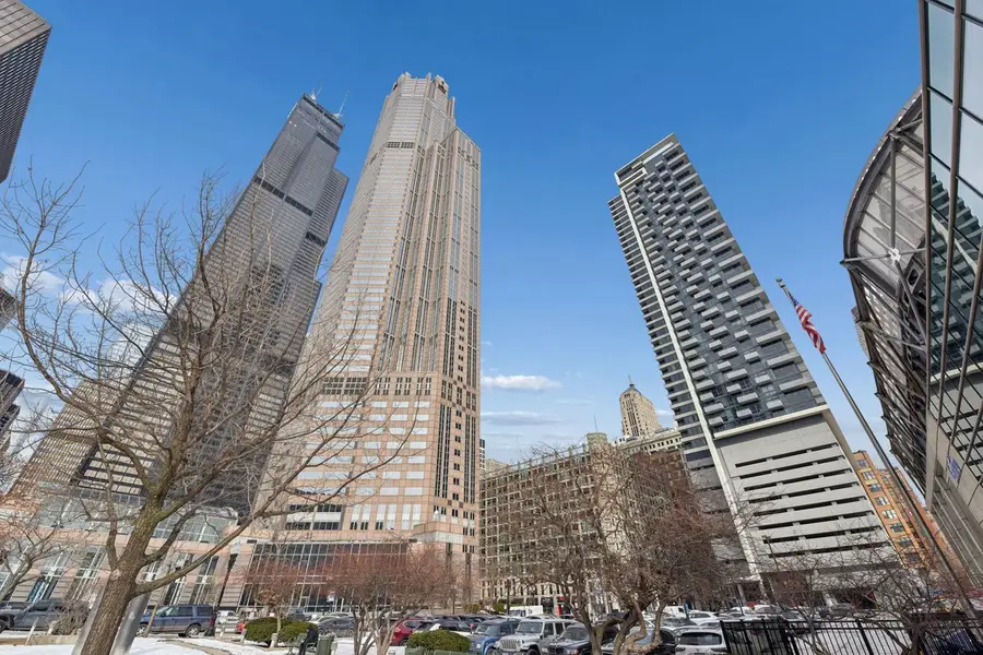 235 W Van Buren Street #4516, Chicago, IL 60607 - #2