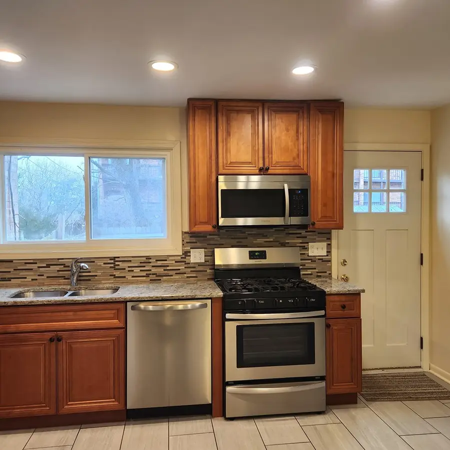 525 Glenshire Lane, Glenview, IL 60025 - #3