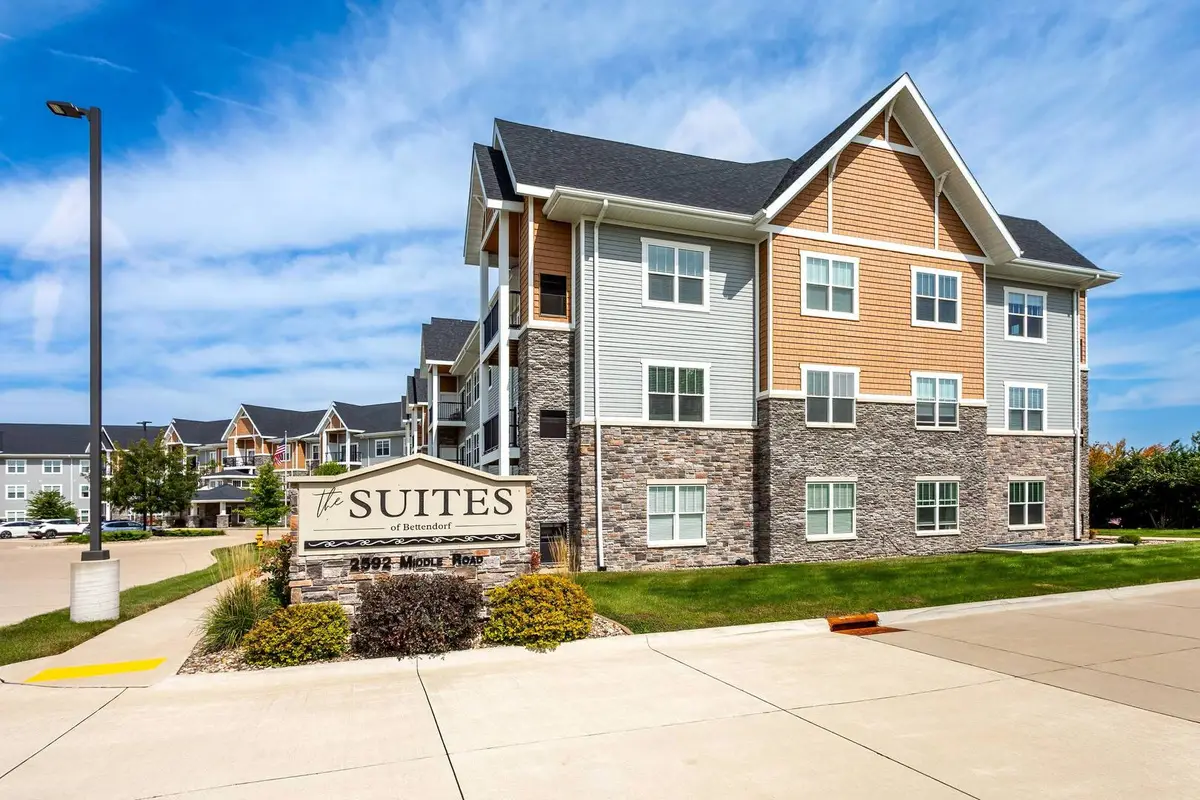 2592 Middle Road #202, Bettendorf, IA 52722 - #1