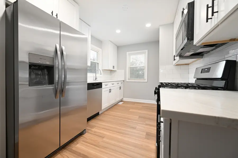 2316 N Hawthorne Avenue, Melrose Park, IL 60164 - #2