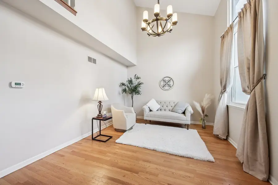 Address Withheld By Seller, Palatine, IL 60067 - #2