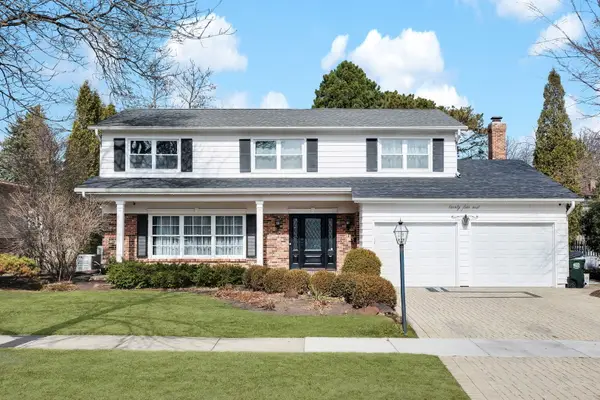 24 W Berkley Drive, Arlington Heights, IL 60004