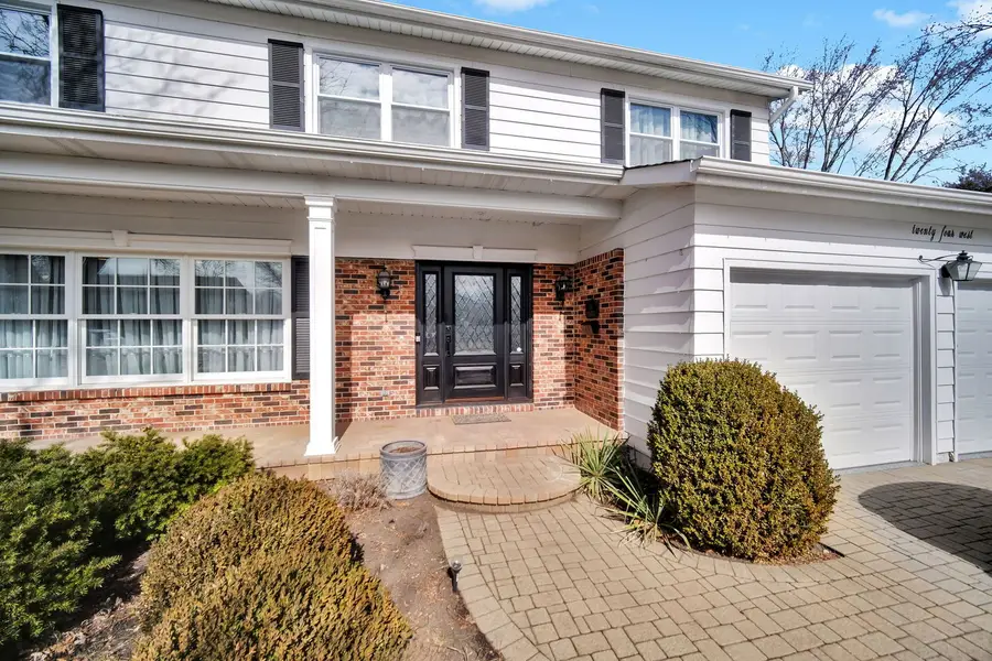 24 W Berkley Drive, Arlington Heights, IL 60004 - #2
