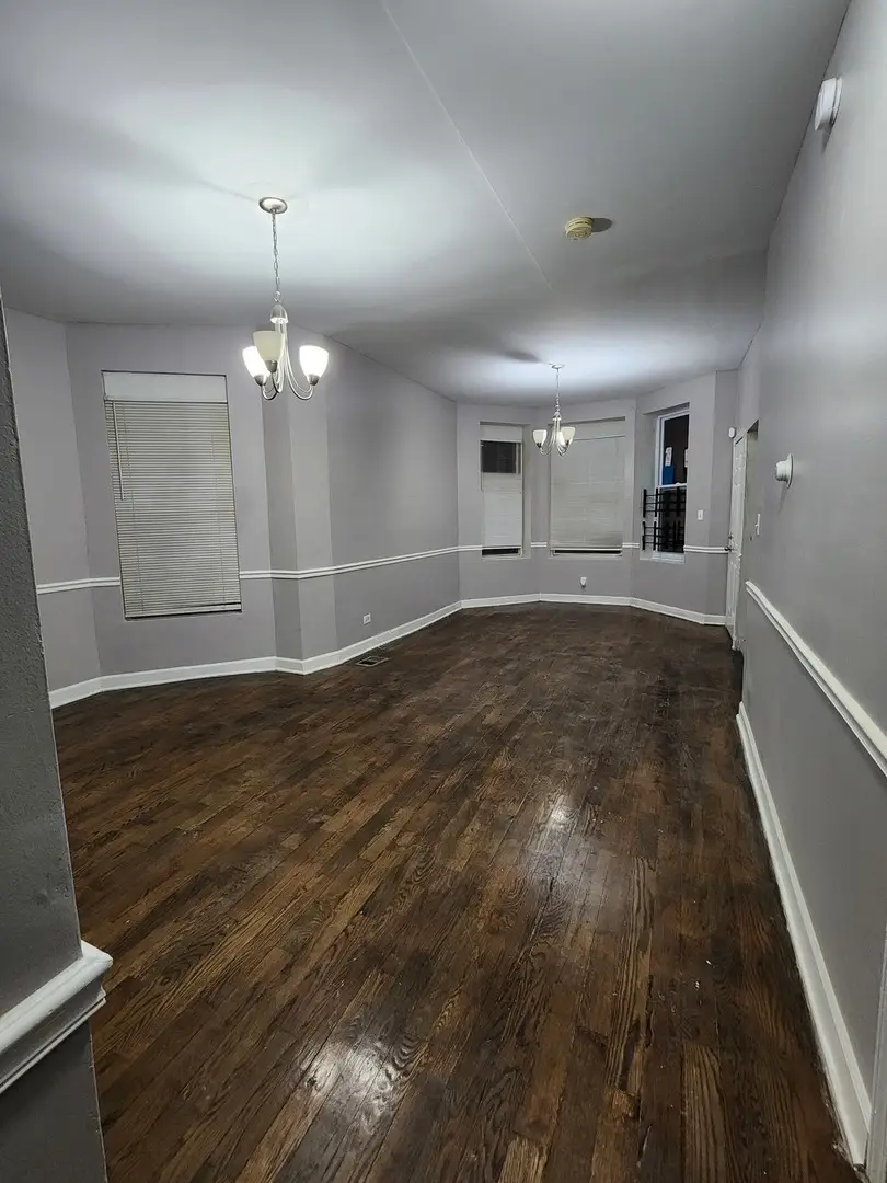 6315 S Eberhart Avenue, Chicago, IL 60637 - #3