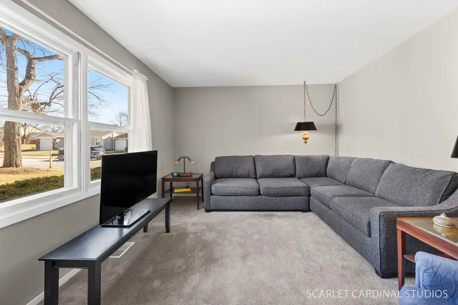 231 Hedgerow Drive, Bloomingdale, IL 60108 - #2