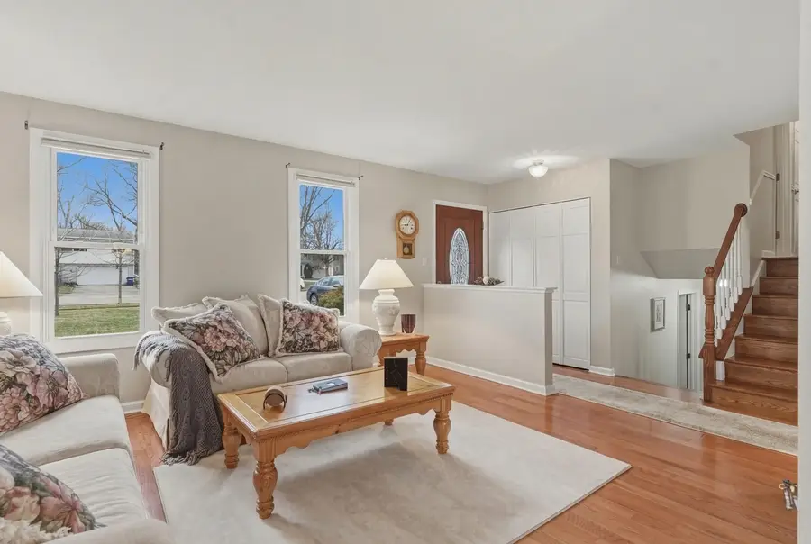 1265 Windsor Drive, Wheaton, IL 60189 - #2