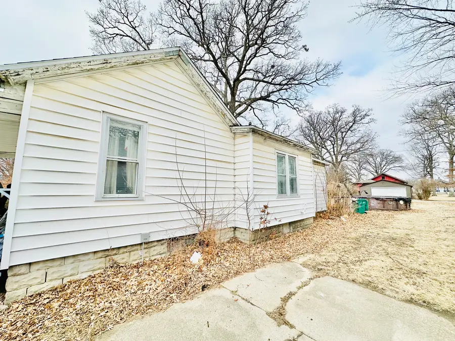 208 W 12th Street, Streator, IL 61364 - #2