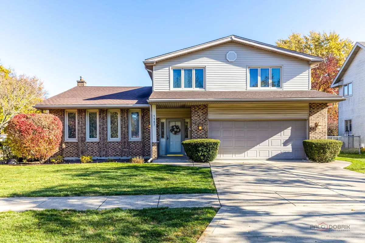 1147 N Ridge Avenue, Arlington Heights, IL 60004 - #1