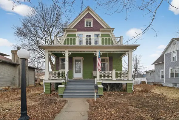 212 N Pine Street, Momence, IL 60954