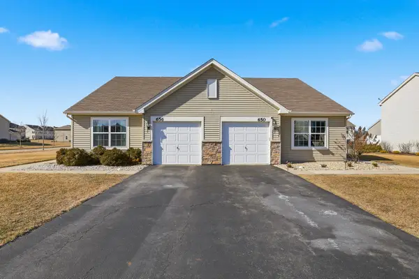 656 Vine Street, Hampshire, IL 60140