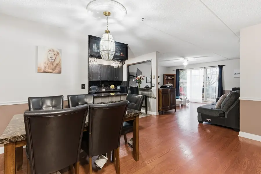 1060 N Farnsworth Avenue #1105, Aurora, IL 60505 - #3