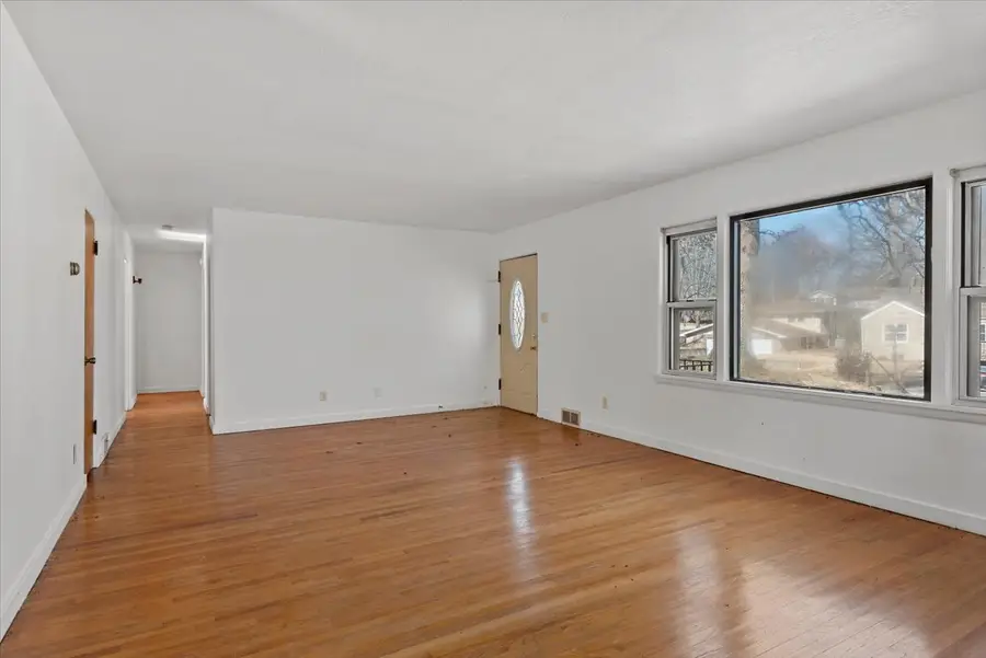 2919 Wasson Way, Decatur, IL 62521 - #3