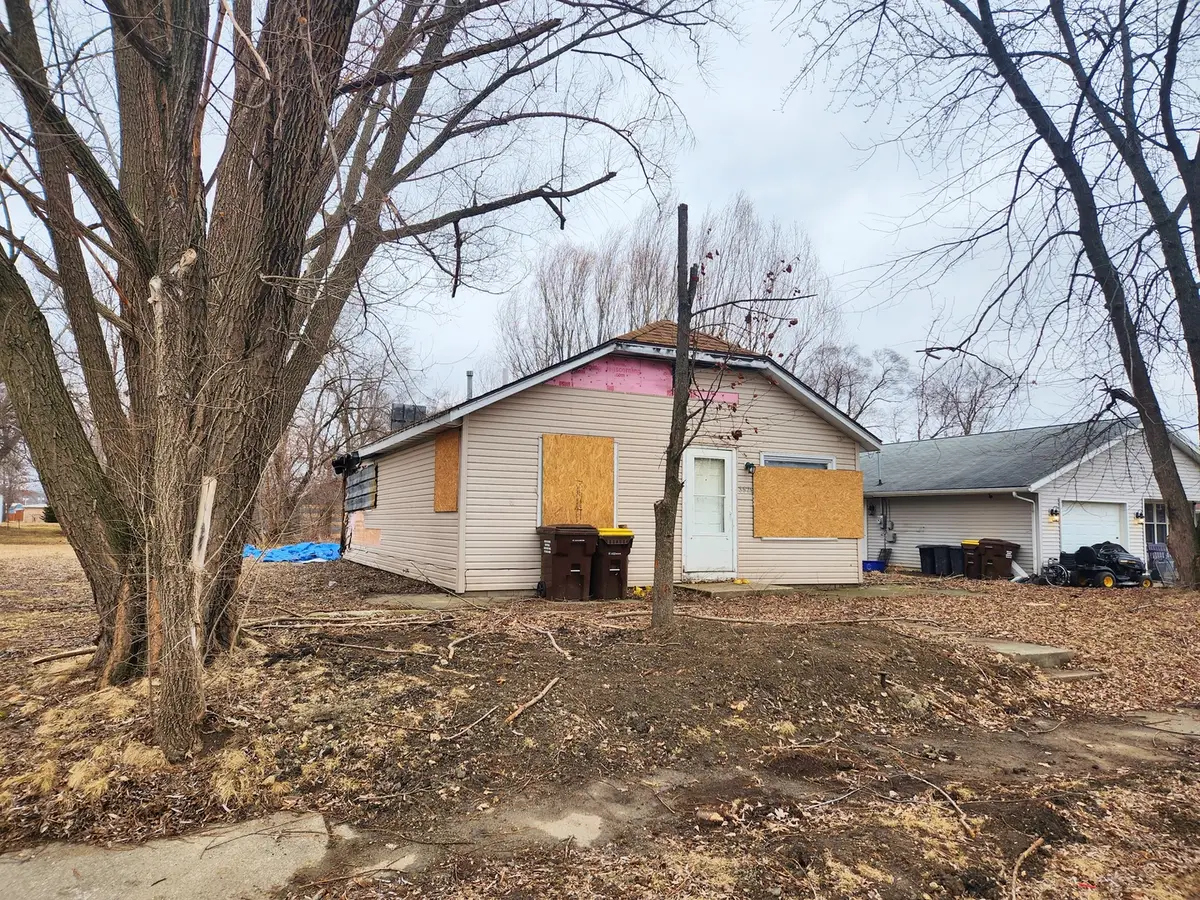 3529 Blackstone Avenue, Rockford, IL 61101 - #1