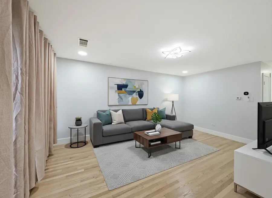 4743 S Keeler Avenue, Chicago, IL 60632 - #3