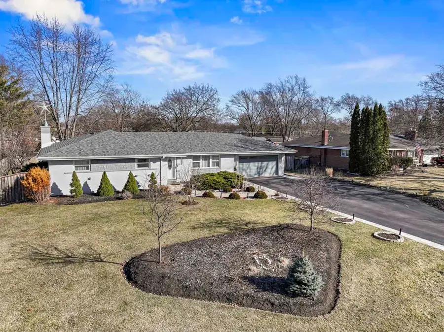 1211 Highland Drive, Prospect Heights, IL 60070 - #3