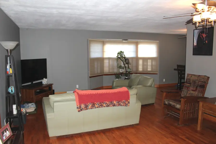 517 S Wilson Street, Clinton, IL 61727 - #2