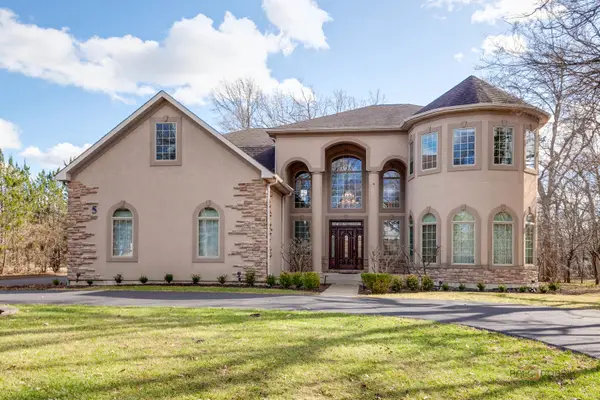 5 Cedar Lane, Lincolnshire, IL 60069