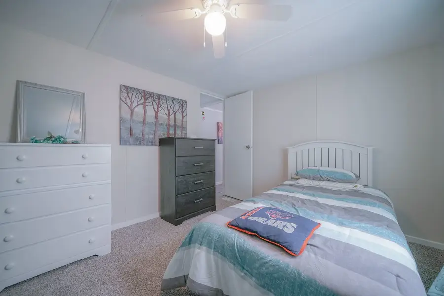 611 E Wood Lane, Belvidere, IL 61008 - #2