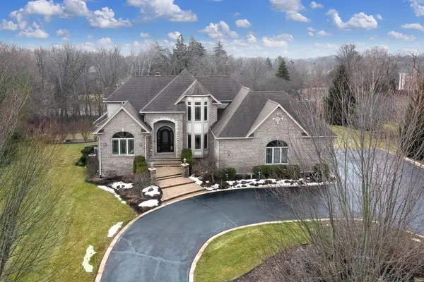 10 Carnoustie Lane, Inverness, IL 60067