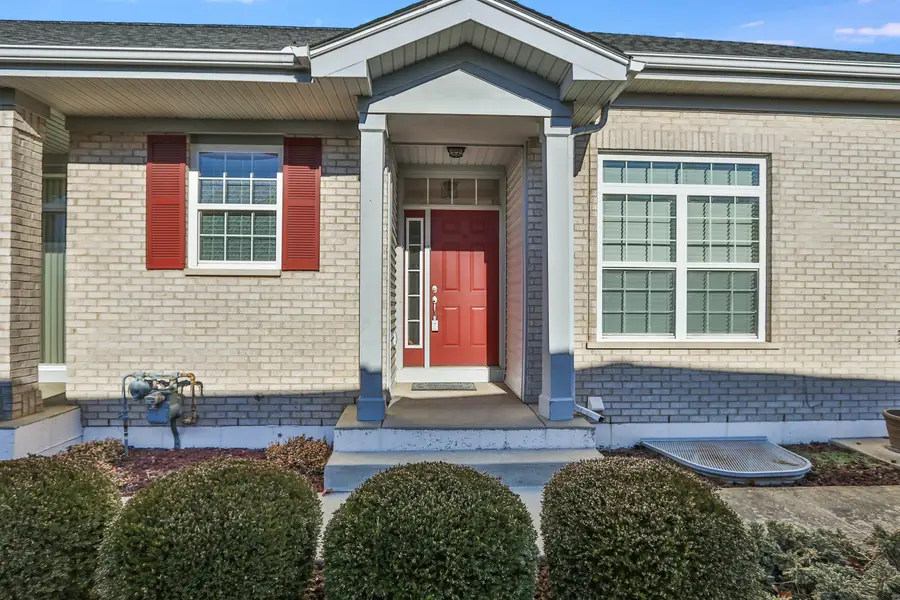 895 Eineke Boulevard, Algonquin, IL 60102 - #3