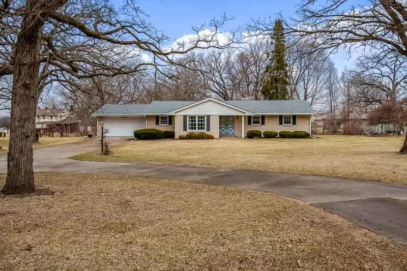 3090 Dallas Road, Rockford, IL 61109 - #1