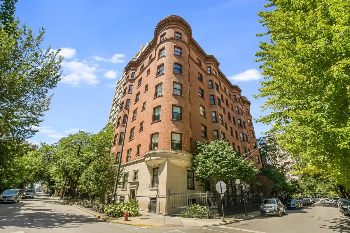 1210 N Astor Street #1A, Chicago, IL 60610 - #1