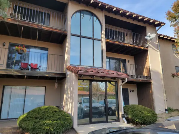 21W581 North Avenue #84, Lombard, IL 60148