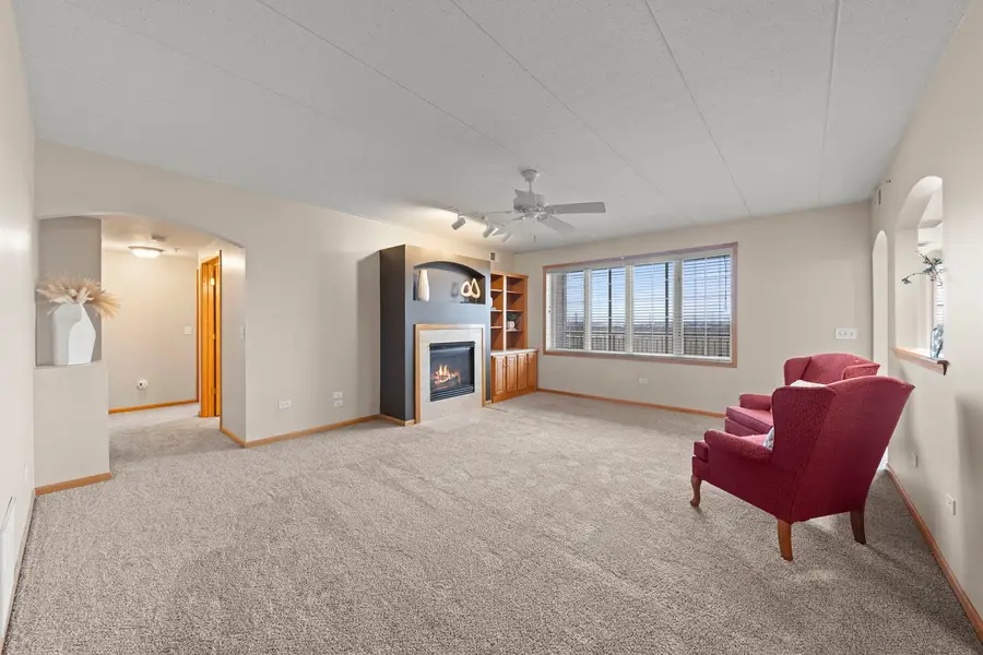 7912 Trinity Circle #2NW, Tinley Park, IL 60487 - #3