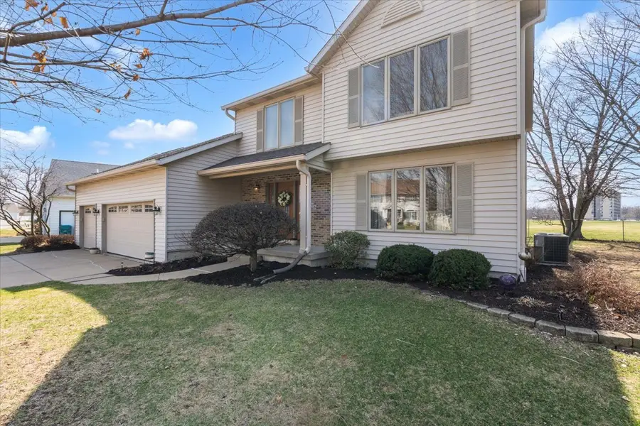 5406 20th Avenue Court, Moline, IL 61265 - #3