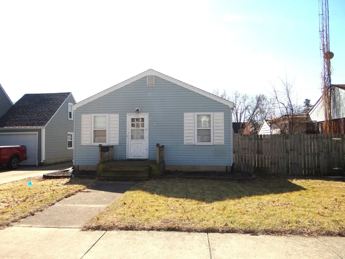 831 Douglas Street, Morris, IL 60450 - #1