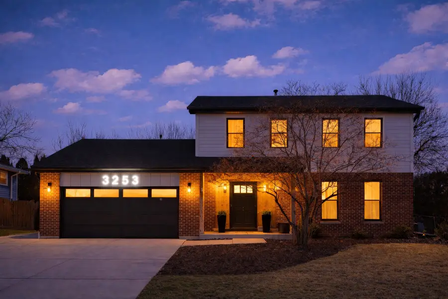 3253 Stewert Drive, Darien, IL 60561 - #2