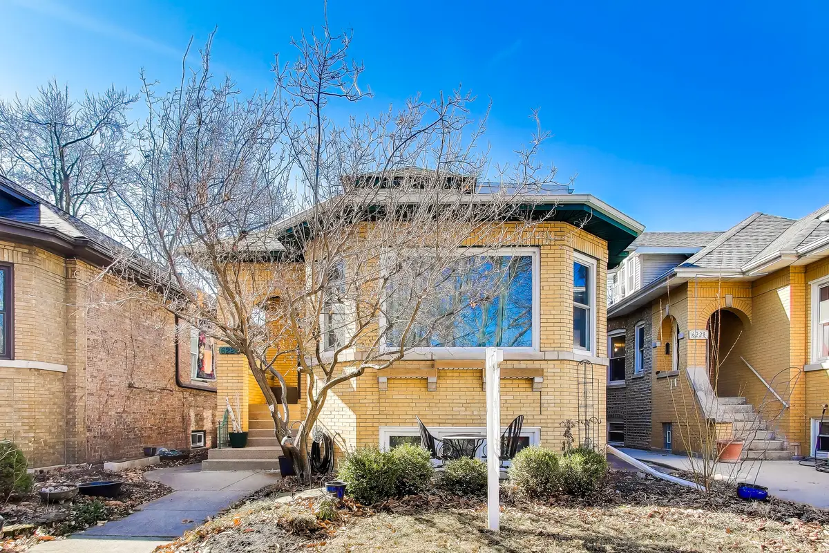 6224 N Rockwell Street, Chicago, IL 60659 - #1