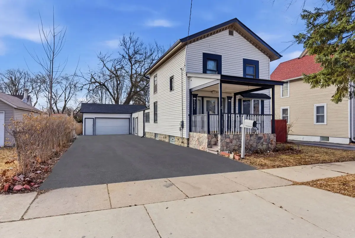 557 Binder Street, Aurora, IL 60505 - #1