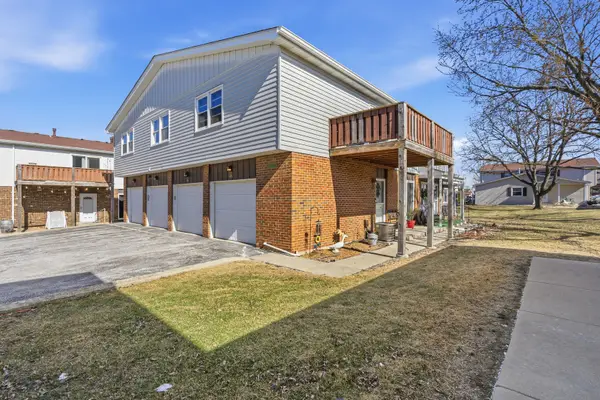 19511 116th Avenue #D, Mokena, IL 60448